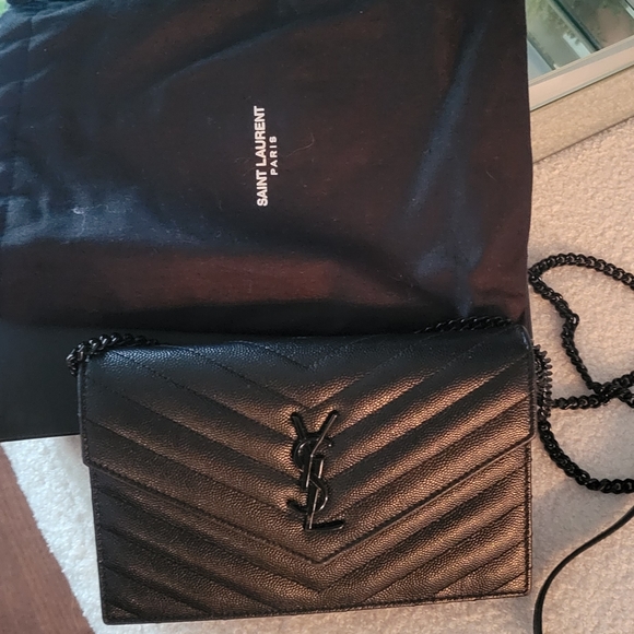 Authentic YSL WOC - Picture 2 of 11